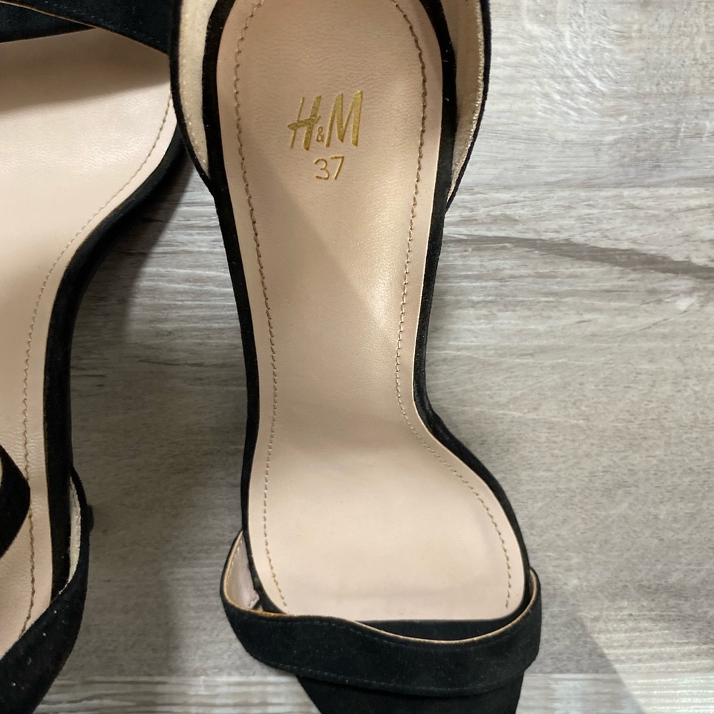 H&M Heels - Picture 3 of 3